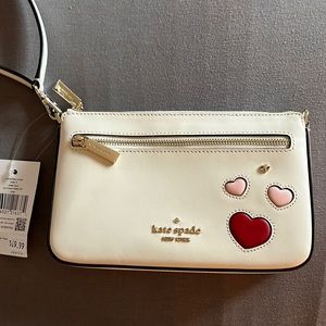 NWT Kate spade convertible wristlet.